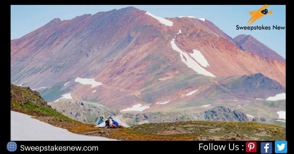 Backpackers Hike It Out Giveaway